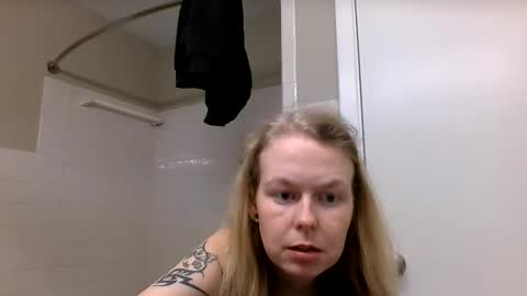 sriley386444137 online show from 01/01/25, 01:27