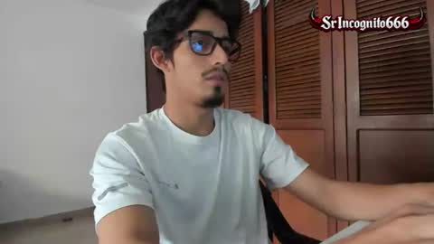 Snapshot of srincognito666 chatting on 07/04/26, 12:22 srincognito666 online show from 07/04/26, 12:22