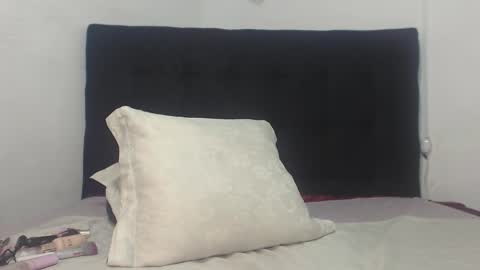 .          . online show from 02/05/26, 12:10