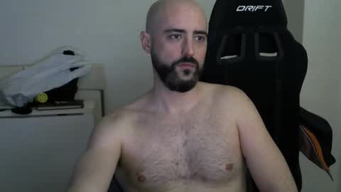 Snapshot of srtramposo chatting on 01/18/25, 02:44 srtramposo online show from 01/18/25, 02:44