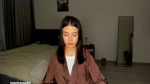 Snapshot of ssash1mii chatting on 12/06/24, 06:06 Hey guys i miss you so much online show from 12/06/24, 06:06