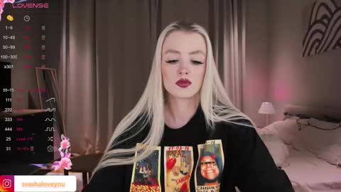 Snapshot of ssashagarter chatting on 11/21/25, 10:30 Alexandra online show from 11/21/25, 10:30