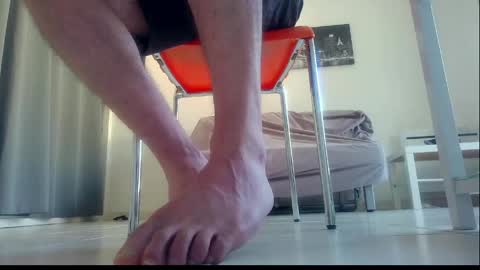 ssenzo online show from 04/18/26, 07:34