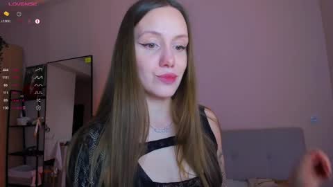 Anni if Im offline for a long time Im depressed feel free to support me offline online show from 05/10/26, 02:33