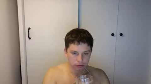 Snapshot of st1vemaster01 chatting on 11/13/25, 02:49 st1vemaster01 online show from 11/13/25, 02:49