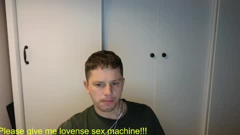 Snapshot of st1vemaster01 chatting on 06/07/26, 01:59 st1vemaster01 online show from 06/07/26, 01:59