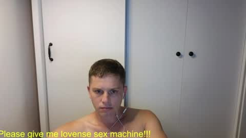 st1vemaster01 online show from 07/28/26, 12:48