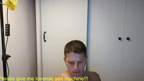 st1vemaster01 online show from 08/02/26, 01:53