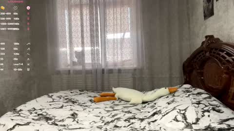 Emily online show from 11/21/25, 11:09