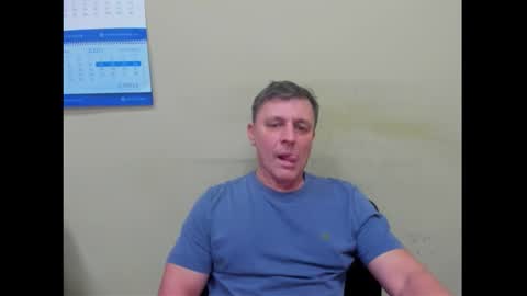 Snapshot of stacattoff chatting on 12/19/25, 04:14 stacattoff online show from 12/19/25, 04:14