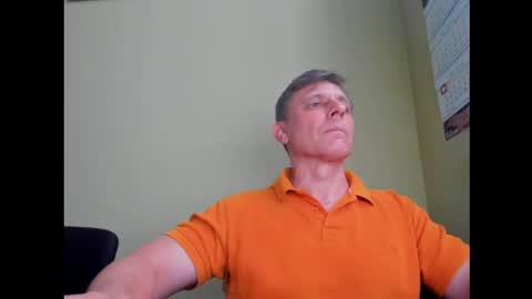 Snapshot of stacattoff chatting on 06/15/26, 04:20 stacattoff online show from 06/15/26, 04:20