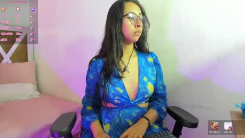 Snapshot of stacey_tay chatting on 05/28/26, 11:40 stacey_tay online show from 05/28/26, 11:40