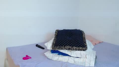 Snapshot of stacey_taylor7 chatting on 12/19/24, 08:44 stacey_taylor7 online show from 12/19/24, 08:44