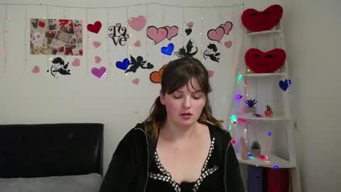 Stacey online show from 02/16/25, 12:54