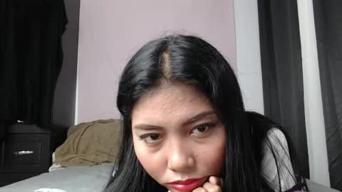 Snapshot of staceythekat chatting on 11/25/25, 03:50 staceythekat online show from 11/25/25, 03:50