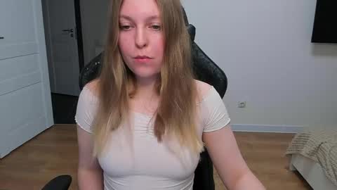 Stacy  online show from 04/19/26, 05:34