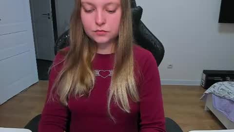Snapshot of stacy_miraclee chatting on 07/11/26, 06:54 Stacy online show from 07/11/26, 06:54