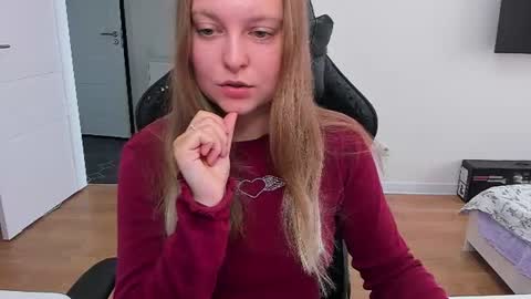 Snapshot of stacy_miraclee chatting on 07/14/26, 11:38 Stacy online show from 07/14/26, 11:38