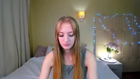 Snapshot of stacy_riiver chatting on 01/23/25, 08:04 Stacy Mon Tue Wed Thu Fri Sun GMT GMT 3 1000am - 0400pm online show from 01/23/25, 08:04