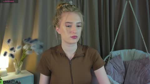 Stacy Mon Tue Wed Thu Fri Sun GMT GMT 3 1000am - 0400pm  online show from 04/24/26, 09:34