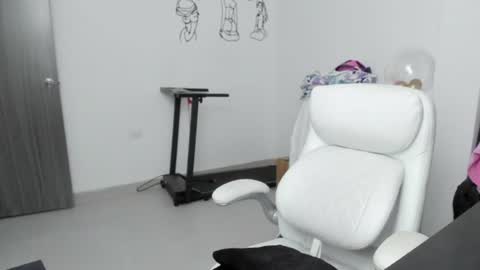 Snapshot of stacy_woods chatting on 06/13/26, 02:53 Zulma Yisset online show from 06/13/26, 02:53