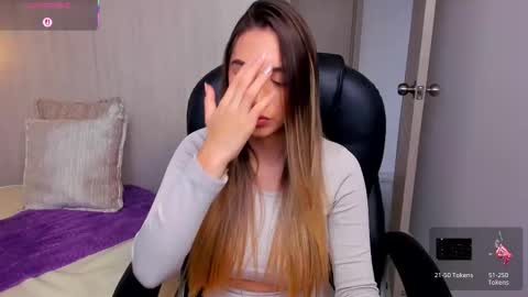 Snapshot of stacyconner chatting on 11/13/25, 08:30 Stacy Conner online show from 11/13/25, 08:30