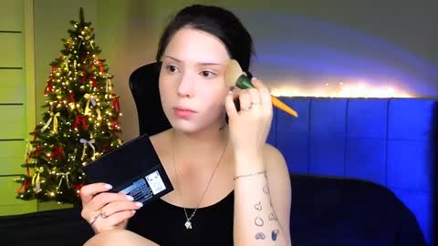 Snapshot of stacygonzales_ chatting on 01/28/25, 07:32 Bye bye dear See you on December 3st  online show from 01/28/25, 07:32