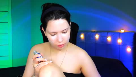 Snapshot of stacygonzales_ chatting on 02/02/25, 06:37 Bye bye dear See you on December 3st  online show from 02/02/25, 06:37