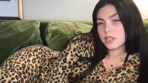 Stacy online show from 11/24/25, 07:24