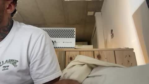 Snapshot of staernstar chatting on 09/18/25, 07:21 staernstar online show from 09/18/25, 07:21
