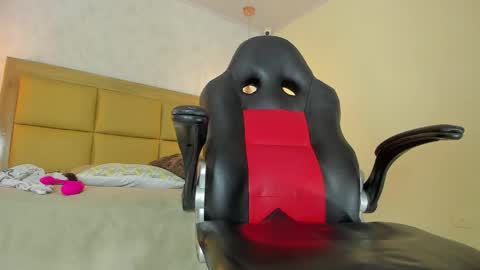 KEIMI  online show from 04/06/26, 04:46