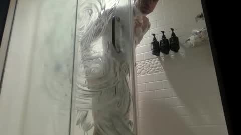 Snapshot of staloney21 chatting on 01/15/26, 09:58 staloney online show from 01/15/26, 09:58