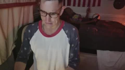 Snapshot of staloney21 chatting on 02/20/26, 10:05 staloney online show from 02/20/26, 10:05