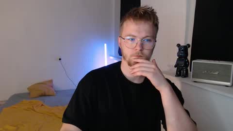 Snapshot of stan_lust chatting on 10/08/25, 08:28 StanLust online show from 10/08/25, 08:28