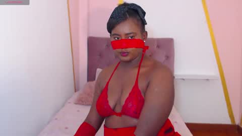 Snapshot of star_briana chatting on 05/13/26, 09:33 online show from 05/13/26, 09:33