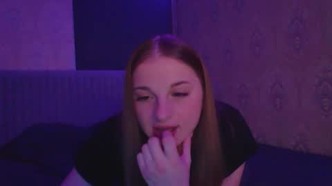 star_girlish online show from 12/16/25, 11:10