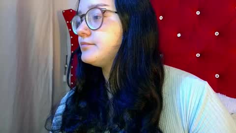 Snapshot of star_ls chatting on 12/13/25, 09:53 Star online show from 12/13/25, 09:53