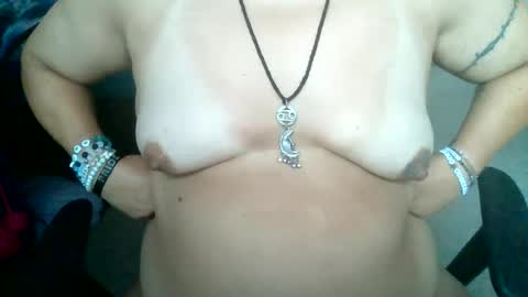 starella___saxxxton online show from 07/10/26, 12:15