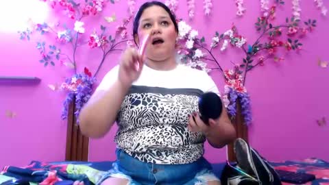 alejandra online show from 04/18/26, 07:40