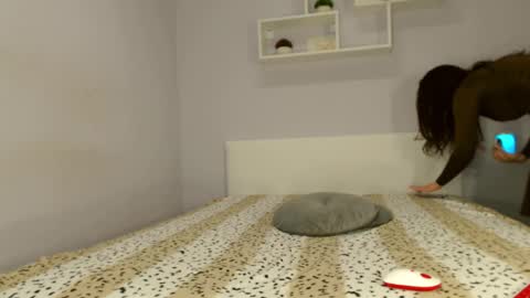 Snapshot of starfoxxxy1 chatting on 12/01/25, 09:20 Your fav Misteress and lover online show from 12/01/25, 09:20