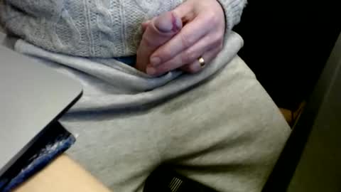 Snapshot of stargazer1069 chatting on 03/07/25, 08:45 stargazer1069 online show from 03/07/25, 08:45