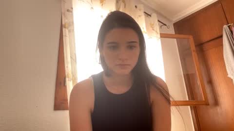 Snapshot of starlabieler chatting on 07/16/26, 10:21 Lola online show from 07/16/26, 10:21