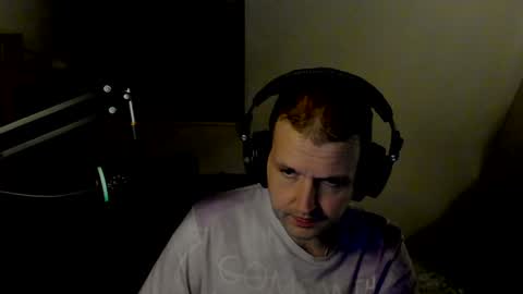 Snapshot of starlight1987 chatting on 12/26/24, 06:41 Adam online show from 12/26/24, 06:41