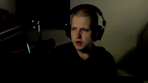 Snapshot of starlight1987 chatting on 02/20/25, 03:56 Adam online show from 02/20/25, 03:56