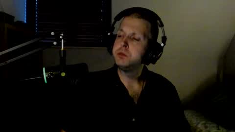 Snapshot of starlight1987 chatting on 02/22/25, 07:01 Adam online show from 02/22/25, 07:01