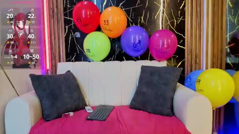 starlight_mature23_aws online show from 03/01/26, 04:25