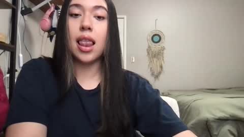 starlitdreams777 online show from 05/22/26, 12:29