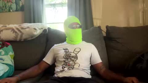 Snapshot of starr3095 chatting on 09/12/25, 01:44 starr3095 online show from 09/12/25, 01:44