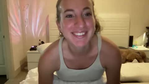 Snapshot of stassiethatsororitygirl chatting on 12/13/24, 09:41 Stassiethatsororitygirl online show from 12/13/24, 09:41