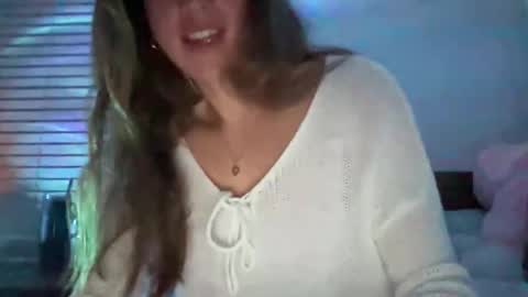 Snapshot of stassiethatsororitygirl chatting on 01/18/25, 02:36 Stassiethatsororitygirl online show from 01/18/25, 02:36